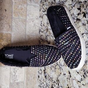 TOMS Women's Black and Multicolor Loafers